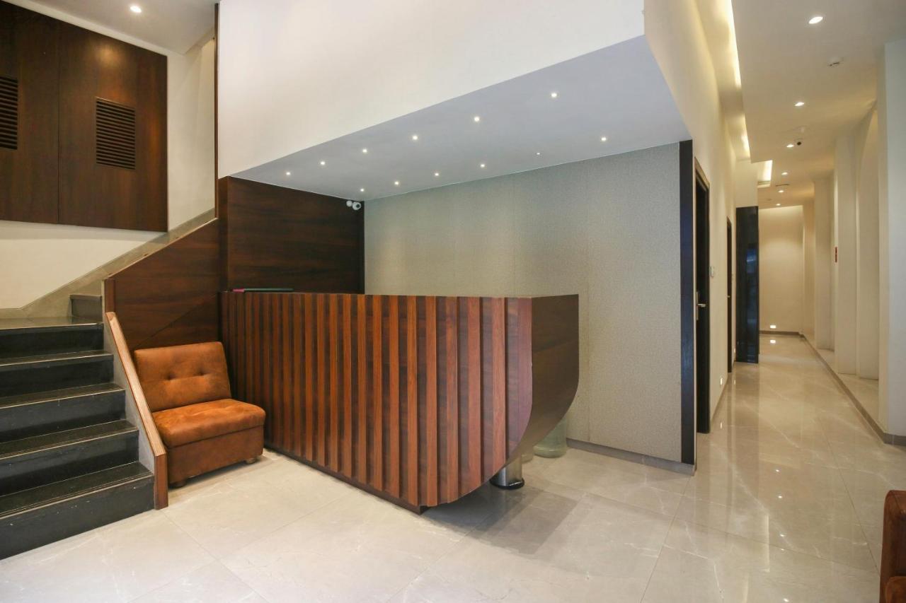 Hotel Flora Suites Βομβάη Εξωτερικό φωτογραφία
